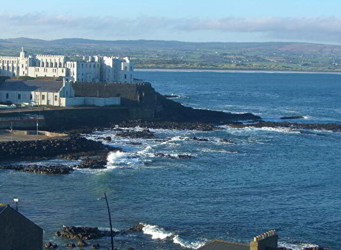 4 Bedroom Apartments For Sale In Heathmount Hall, Portstewart, BT55