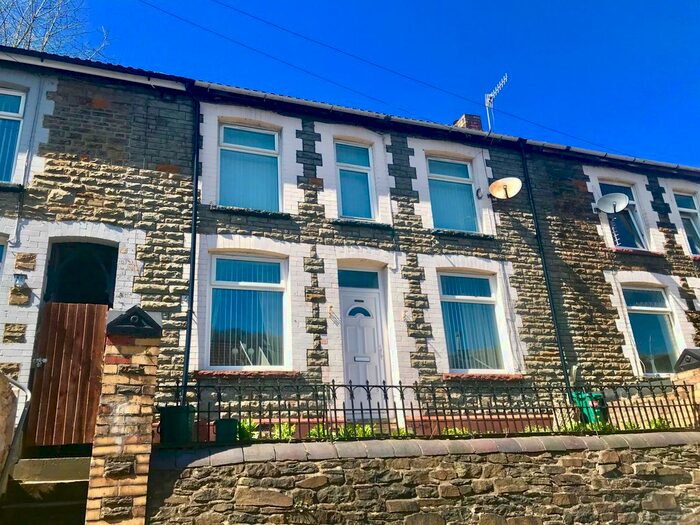 3 Bedroom Property To Rent In Aberrhondda Road, Porth CF39