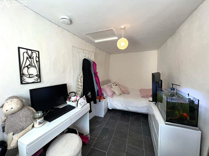 2 Bedroom Cottage For Sale In Pentre Berw, Gaerwen, Anglesey, LL60