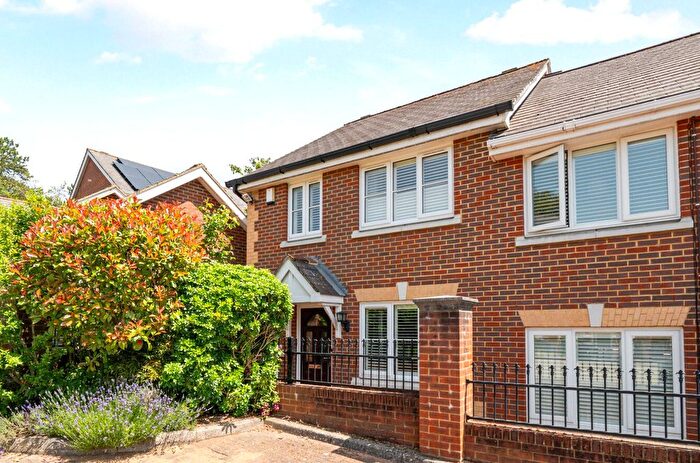 3 Bedroom Semi Detached House For Sale In St Lukes, Guildford, Surrey, GU1