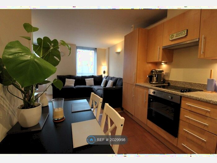 1 Bedroom Flat To Rent In Queens Road, Nottingham, NG2