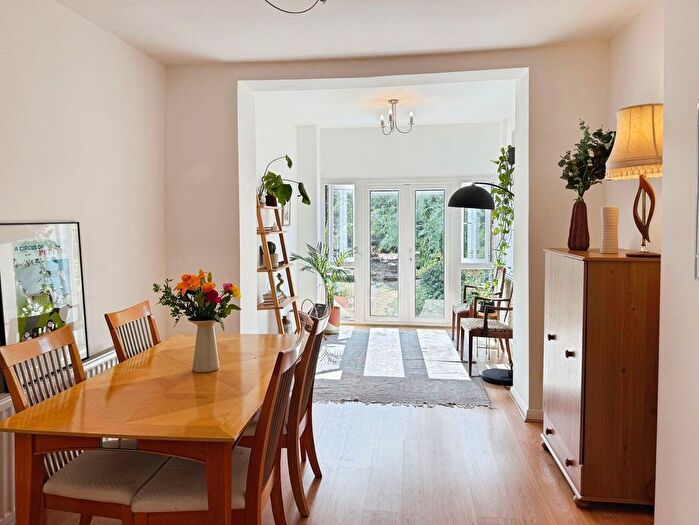 3 Bedroom End Of Terrace House For Sale In Worbeck Road, London, SE20