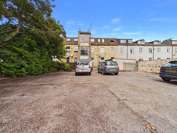 1 Bedroom Flat For Sale In Carlton House, - Anlaby Road, Hull, HU3