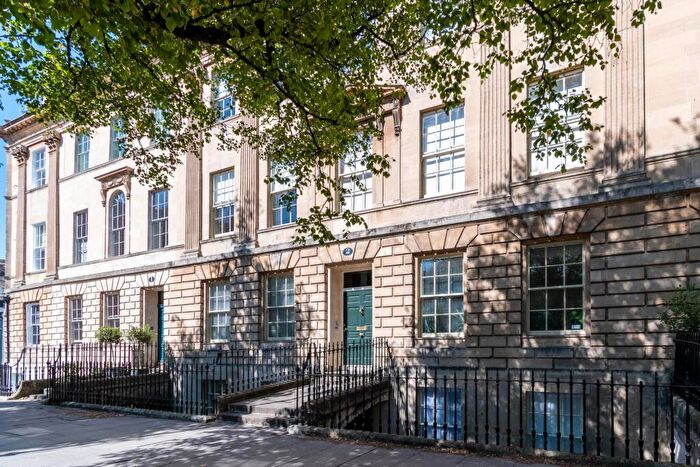 3 Bedroom Apartment To Rent In Laura Place, Bath, BA2