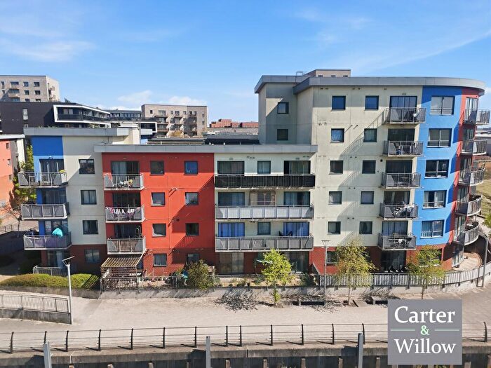 2 Bedroom Flat For Sale In Crick Court, Spring Place, Barking, IG11
