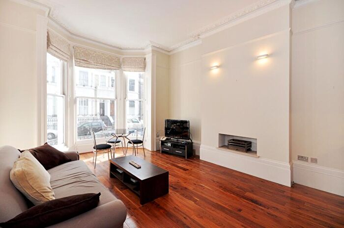 1 Bedroom Flat To Rent In Coleherne Road London, SW10