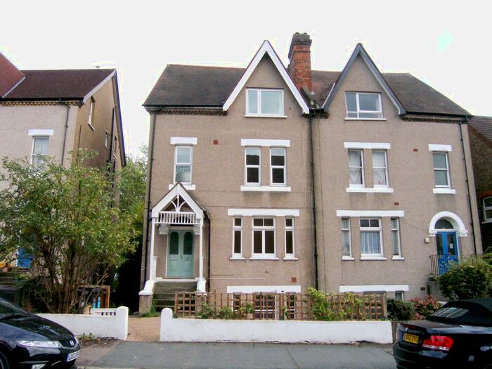 2 Bedroom Flat To Rent In Maberley Road, Crystal Palace, SE19