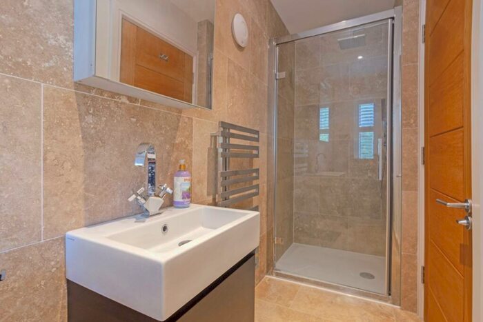 4 Bedroom Semi-Detached House To Rent In Cromwell Gardens Marlow, SL7