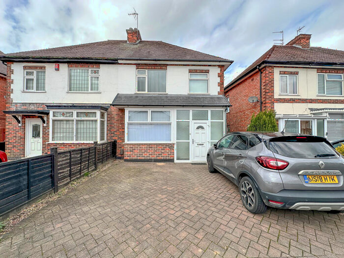 3 Bedroom Semi Detached House To Rent In Stenson Road, Littleover, DE23