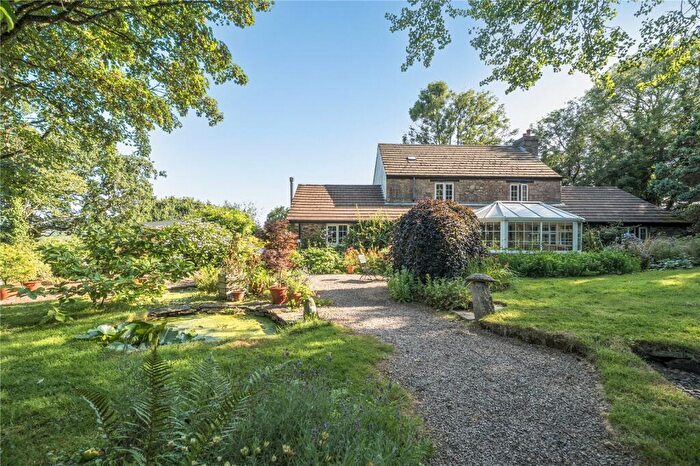 4 Bedroom Detached House For Sale In Colbiggan, St Austell, PL26