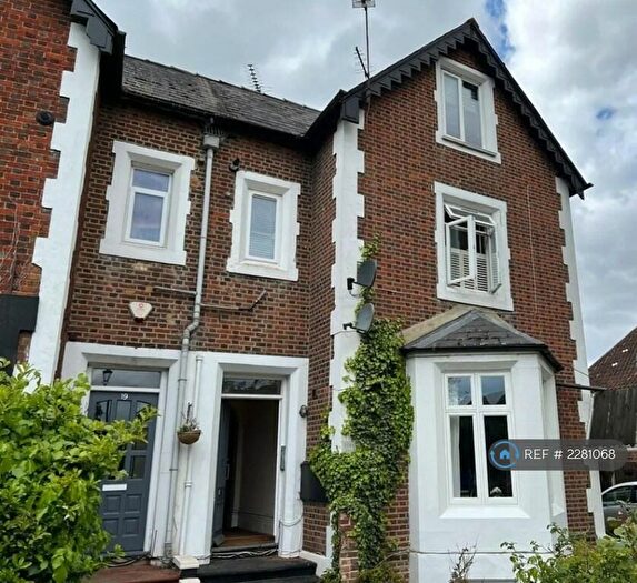 1 Bedroom Flat To Rent In Upton Park, Slough, SL1
