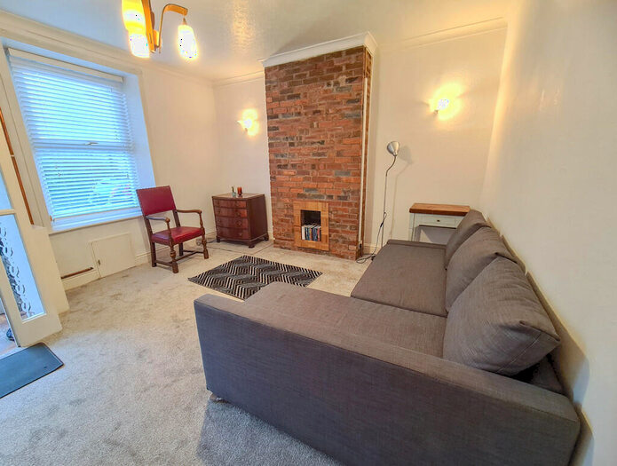 2 Bedroom Terraced House To Rent In Princess Street, Glossop, SK13