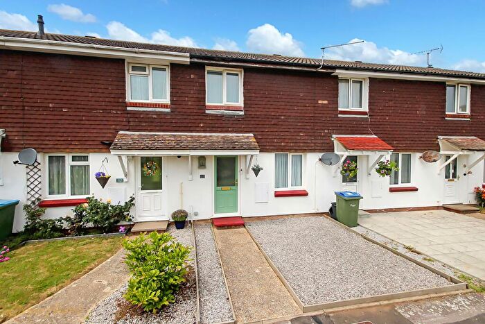 2 Bedroom Terraced House For Sale In Beacon Way, Littlehampton, BN17