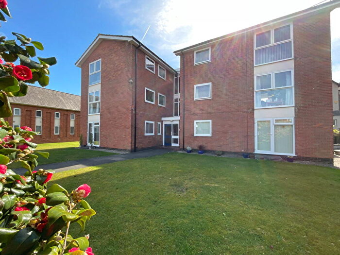 1 Bedroom Apartment For Sale In Morley Road, Hesketh Park, Southport, PR9