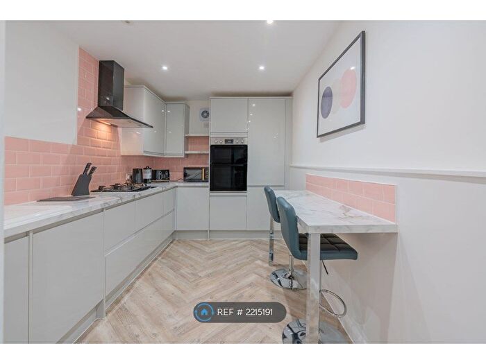 4 Bedroom Terraced House To Rent In Upper Gardner Street, Brighton, BN1