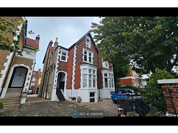 2 Bedroom Flat To Rent In Clarendon Road, Southsea, PO5