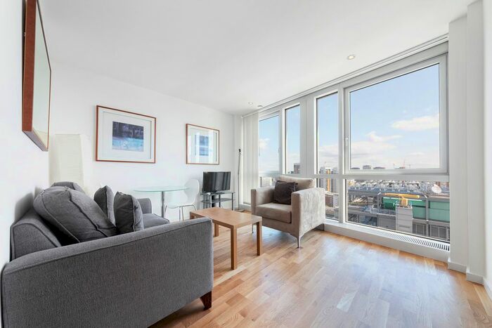 Studio To Rent In Ontario Tower, Fairmont Avenue, London, E14