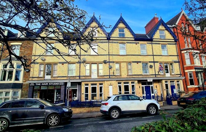 2 Bedroom Apartment To Rent In South Crescent, Llandrindod Wells, Powys, LD1