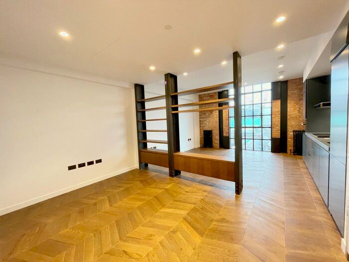 Studio To Rent In Circus Road East, London SW11