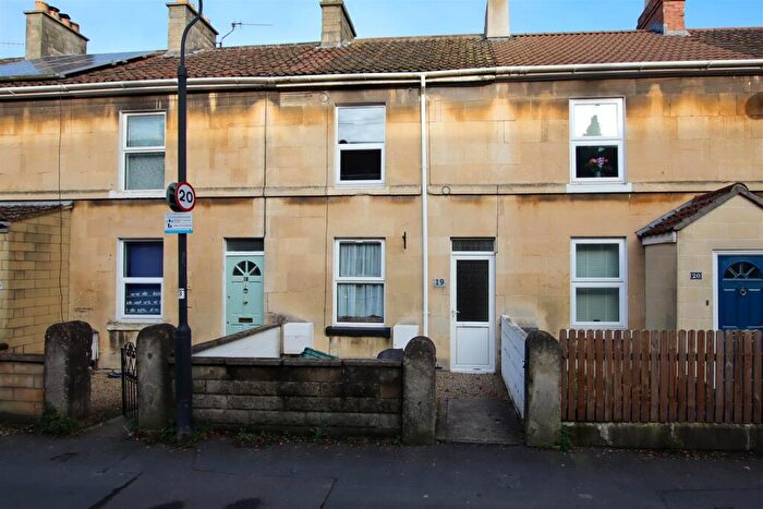 3 Bedroom House To Rent In South View Road, Bath, BA2