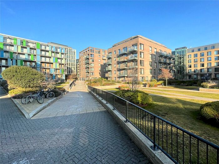 1 Bedroom Flat To Rent In Meade House, Mill Park, Cambridge, CB1