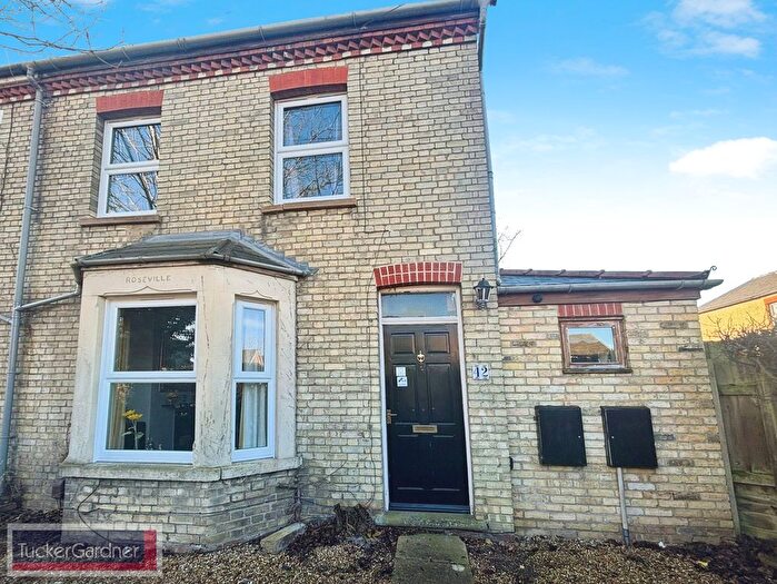 2 Bedroom Semi-Detached House To Rent In London Road, Cambridge, CB22