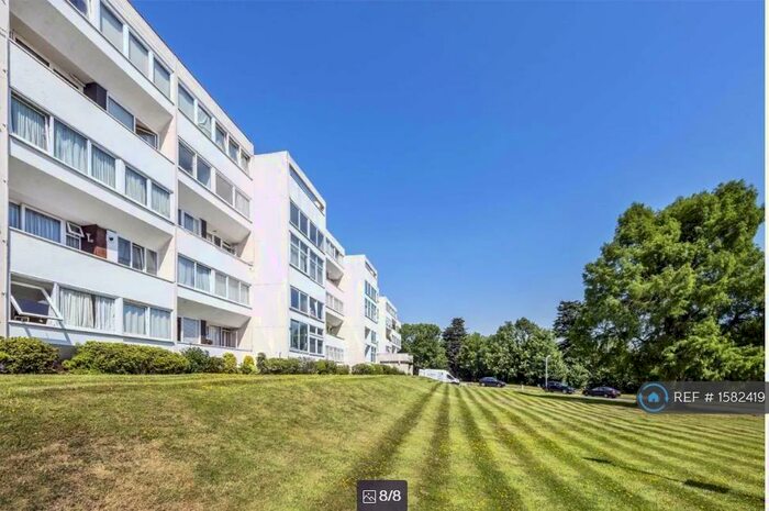 2 Bedroom Flat To Rent In Parson Street, London, NW4