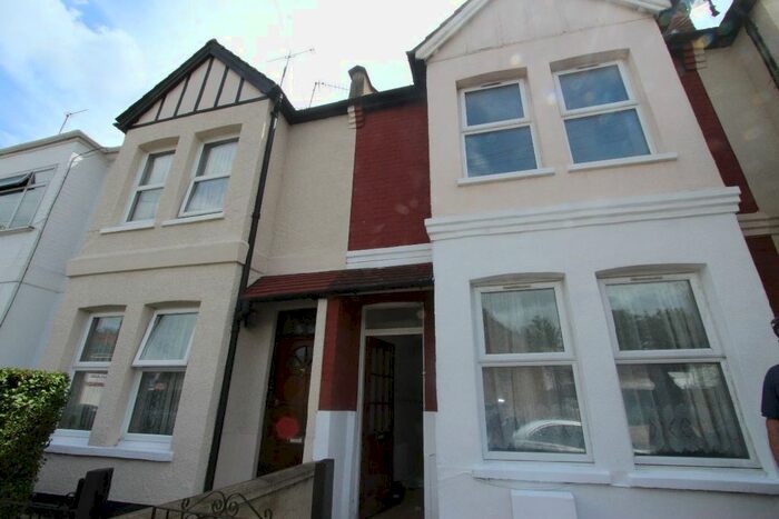 3 Bedroom Terraced House To Rent In Park Avenue, London, N18