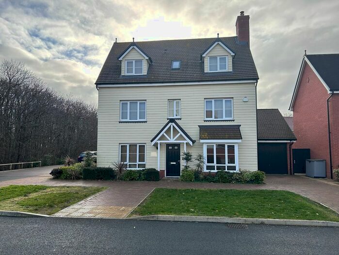 5 Bedroom Country House To Rent In Murray Mcpherson Parade, Colchester, CO4