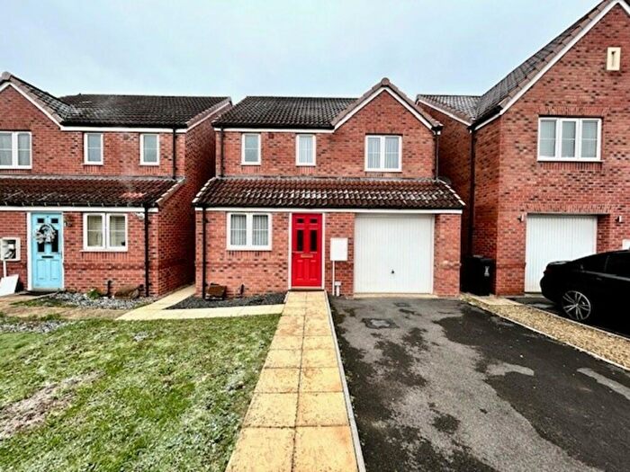 3 Bedroom Detached House To Rent In Biddestone Avenue, SN3