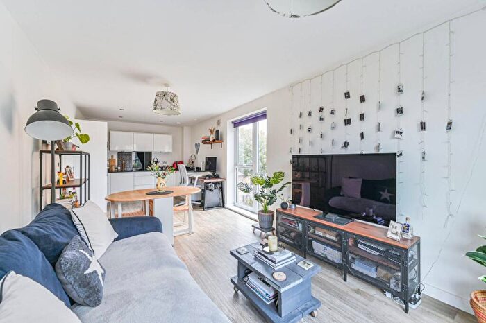 1 Bedroom Flat For Sale In Thompson House, North Greenwich, London, SE7