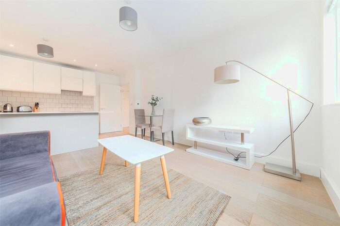 1 Bedroom Flat To Rent In Osborn House, Osborn Terrace, Blackheath, London, SE3