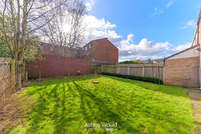 1 Bedroom Flat For Sale In Pakfield Walk, Birmingham, B6