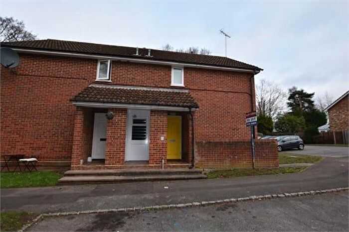 1 Bedroom Apartment To Rent In Upshire Gardens, The Warren, Bracknell, RG12