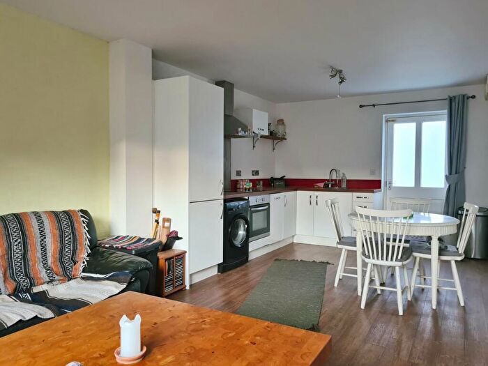 2 Bedroom Apartment For Sale In The Tanneries, Glastonbury, BA6