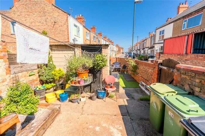 1 Bedroom Block Of Apartments For Sale In Oxford Street, Cleethorpes, Lincolnshire, DN35