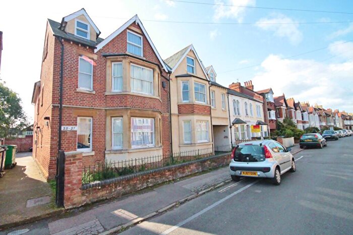 1 Bedroom Apartment To Rent In - Fairacres Road, Oxford, Oxford, Oxfordshire, OX4