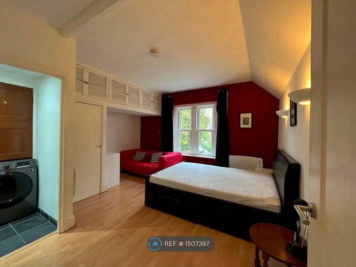 1 Bedroom Flat To Rent In Studio, Bristol, BS8