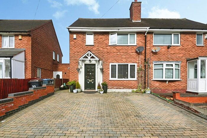 2 Bedroom Semi Detached House For Sale In Thistledown Road, Birmingham, B34