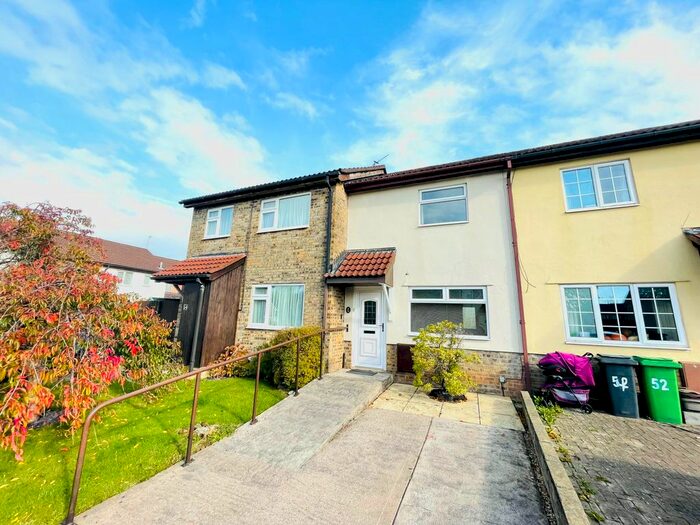 2 Bedroom Property To Rent In Spring Grove, Thornhill, Cardiff, CF14