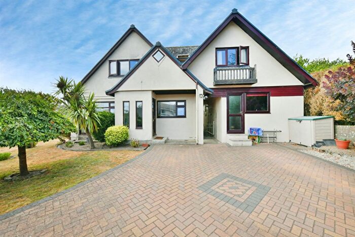 7 Bedroom Detached House For Sale In Hobbs Crescent, Saltash, PL12