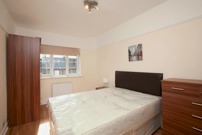 2 Bedroom Flat To Rent In Crown Road, Muswell Hill, London, N10