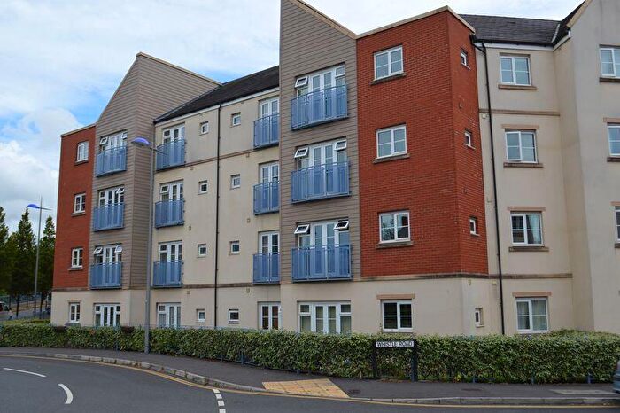 2 Bedroom Flat For Sale In Whistle Road, Mangotsfield, Bristol, BS16