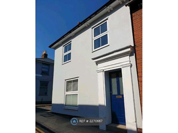 3 Bedroom Semi-Detached House To Rent In Golden Noble Hill, Colchester, CO1