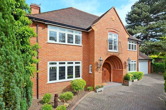 5 Bedroom Detached House To Rent In Burwood Park Road, Walton On Thames, KT12