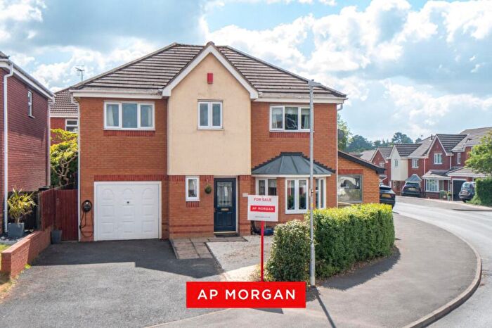 5 Bedroom Detached House For Sale In Royal Worcester Crescent, Bromsgrove, Worcestershire, B60