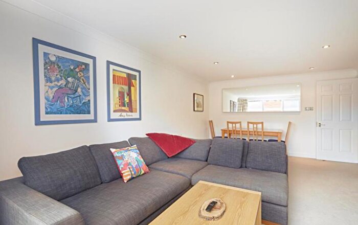 2 Bedroom Apartment To Rent In St. Johns Wood Park, St John's Wood, London, NW8