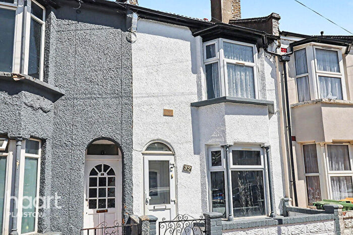 2 Bedroom Terraced House For Sale In Herbert Street Plaistow, London, E13