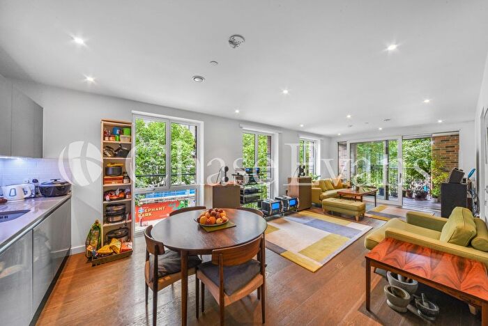 2 Bedroom Flat To Rent In Elephant Park, Heygate Street, Elephant Amp; Castle, London, SE17