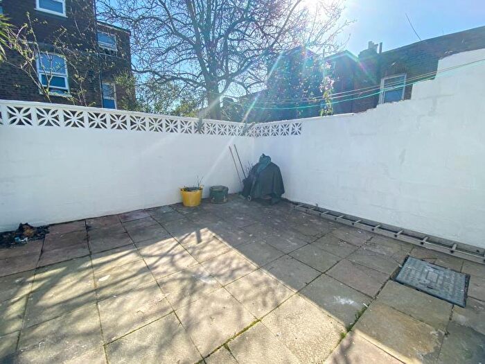 3 Bedroom Terraced House To Rent In Roslyn Road, Tottenham, N15